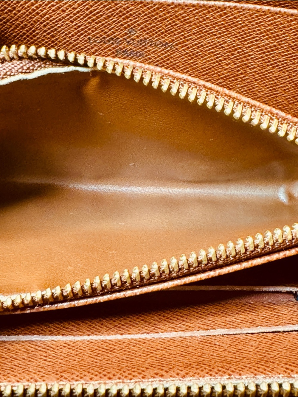 Louis Vuitton Monogram Canvas Brown Zip Wallet - Picture 7 of 15